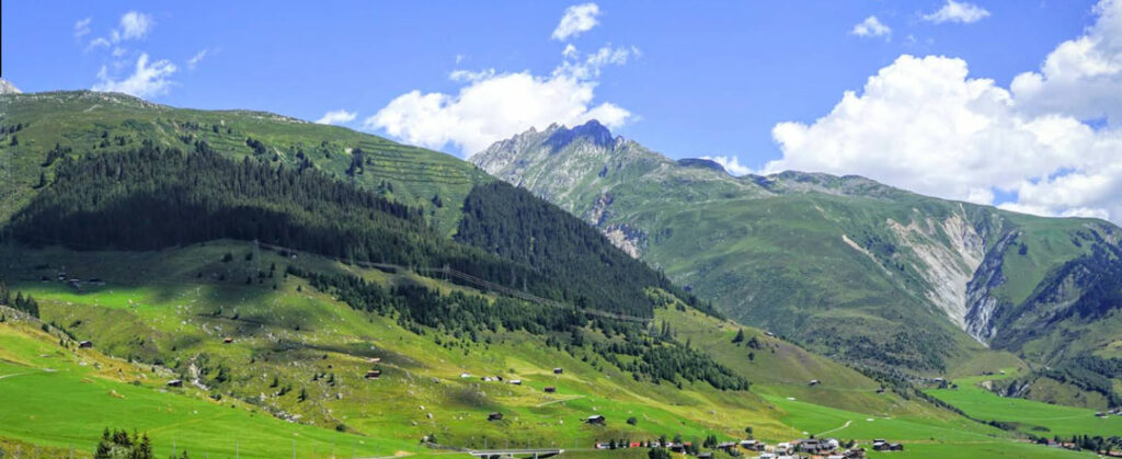 PROGETTO FOTOVOLTAICO ALPINO A DISENTIS MUSTÉR